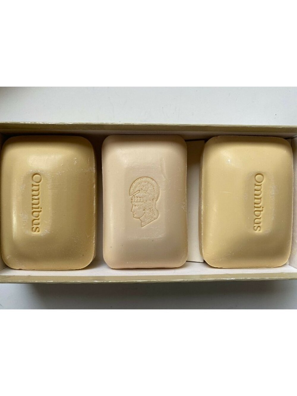 Vintage Three 5oz Bars Hewitt Omnibus Bath soap. Dayton, OH